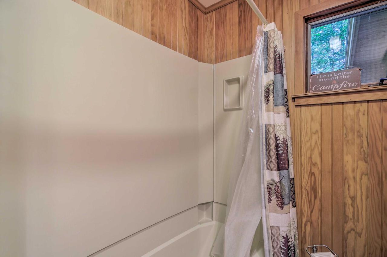 Cozy Adirondacks Cabin Walk To Lake Eaton! Jay Exterior foto